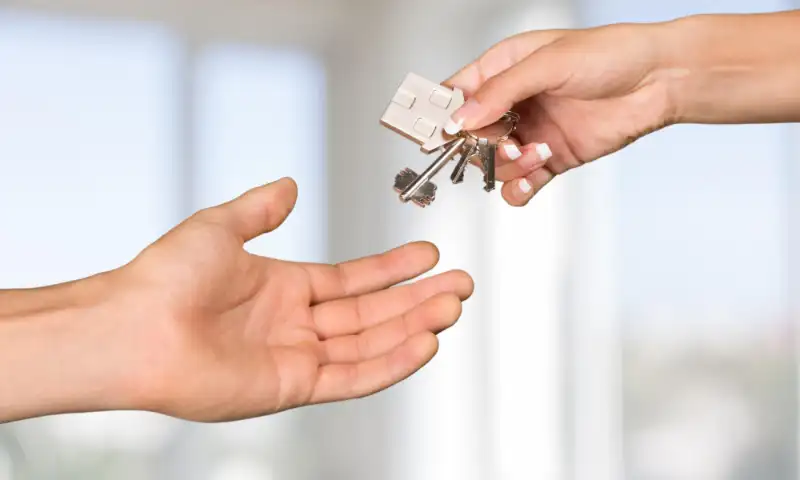 Key holding property